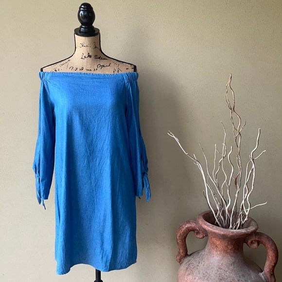 Alter’d State Chambray dress - Picture 1 of 9